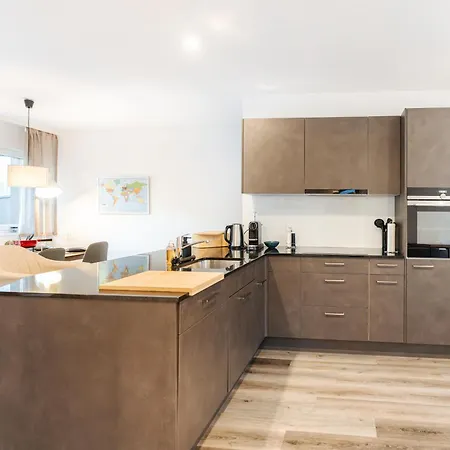 Bellevue & Classy Mountain View Apartment *